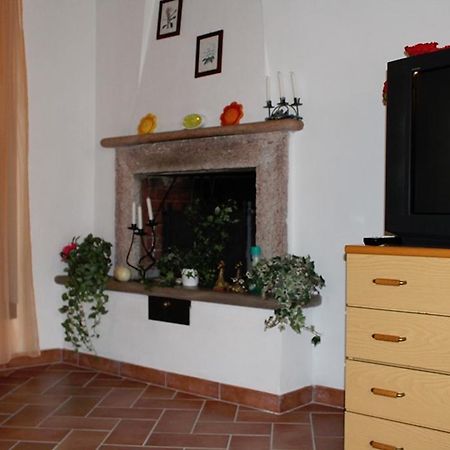 Casa Vacanze In Borgo Монтеверди-Мариттимо Экстерьер фото